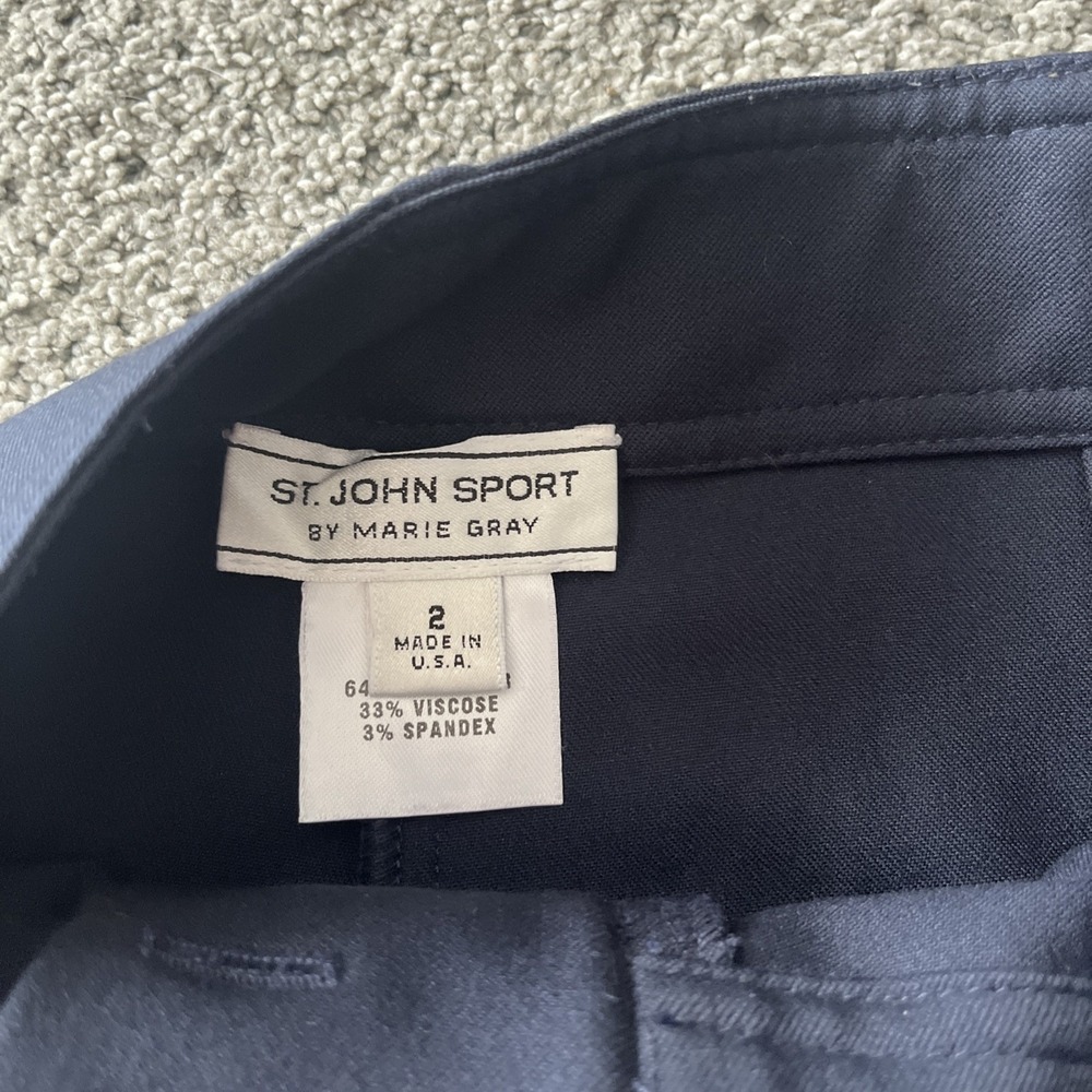 St John  Sport By Marie Gray, Navy Wider Leg. Pants. Size 2. Gold Trim - Picture 4 of 6
